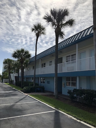 Gallery - Best Western Cocoa Beach Hotel & Suites