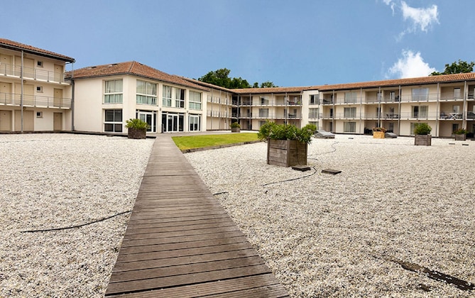 Gallery - Vacancéole – Le Domaine Du Château – La Rochelle Île De Ré