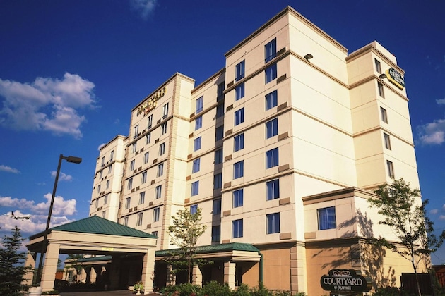Gallery - Courtyard By Marriott Toronto Airport