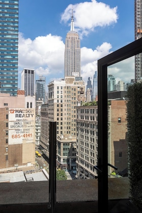 Gallery - Broadway Plaza Hotel