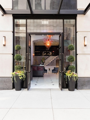 Gallery - Broadway Plaza Hotel