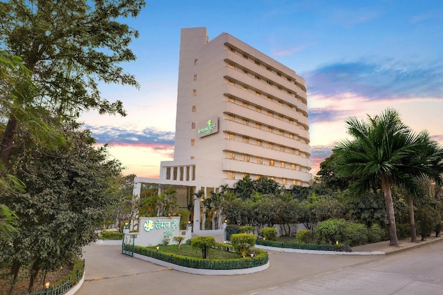 Gallery - Lemon Tree Hotel, Hinjawadi, Pune