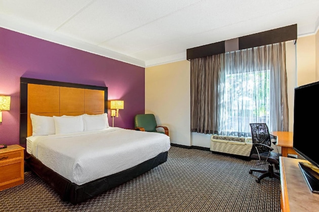 Gallery - La Quinta Inn & Suites by Wyndham Orlando I Drive Conv Ctr
