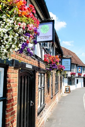 Gallery - Legacy Rose And Crown Hotel
