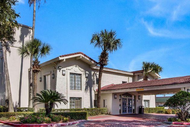 Gallery - Motel 6 Baytown, Tx - Garth Rd