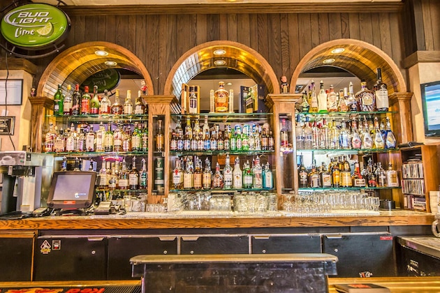 Gallery - Moxy Banff