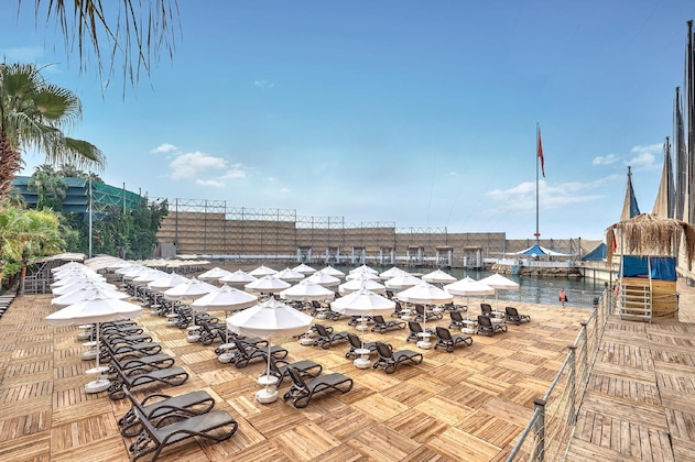 Gallery - Jasmine Beach Resort