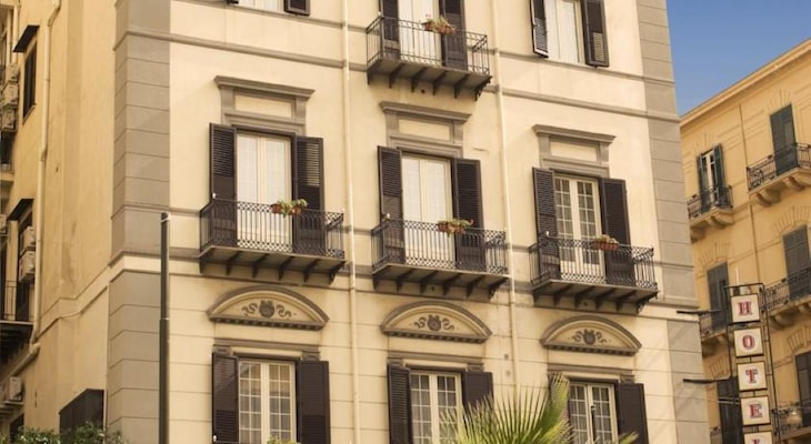 Gallery - Hotel Joli