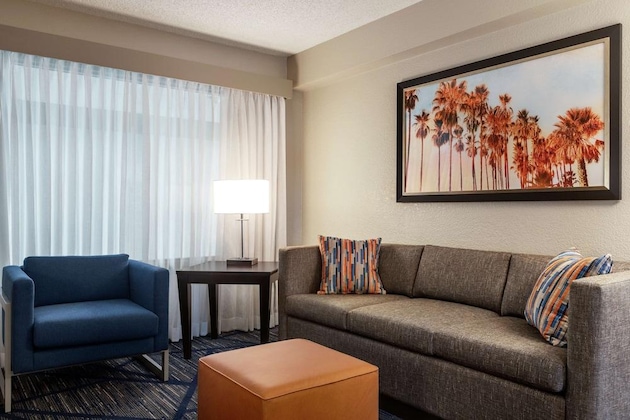 Gallery - Embassy Suites By Hilton Miami International Airport