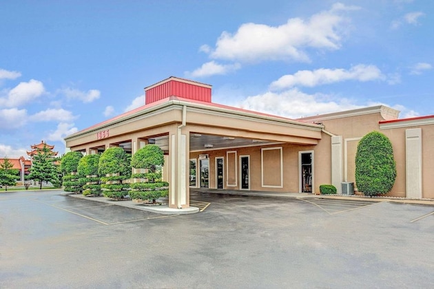 Gallery - Ramada By Wyndham Murfreesboro