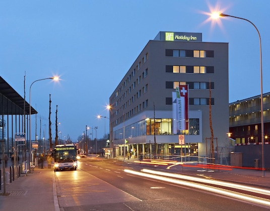 Gallery - Holiday Inn Zurich - Messe By Ihg