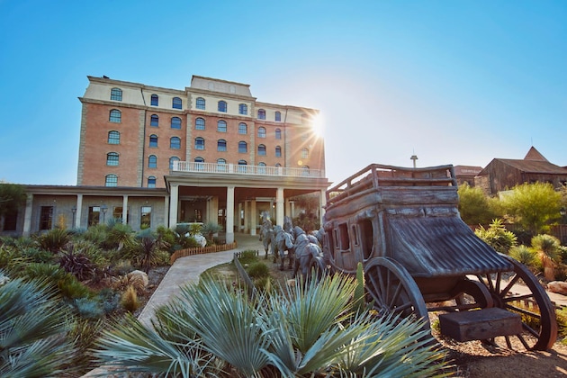 Gallery - PortAventura Hotel Gold River