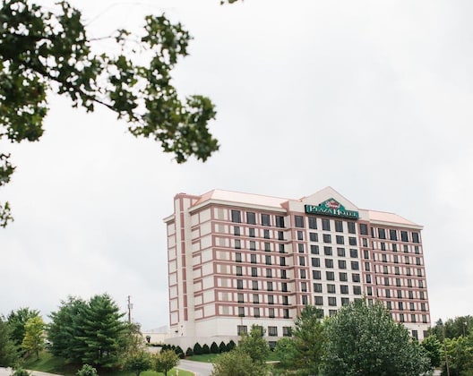 Gallery - Grand Plaza Hotel Branson