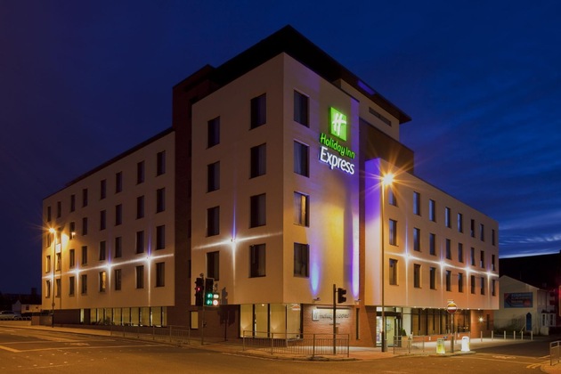 Gallery - Holiday Inn Express Cheltenham By Ihg