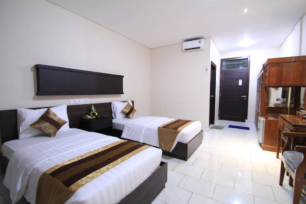 Gallery - Bakung Beach Resort