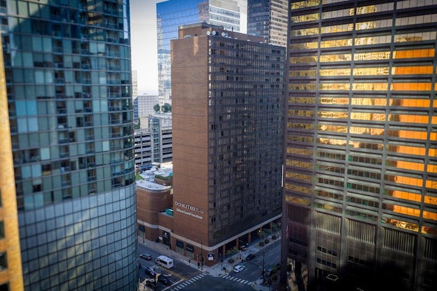 Gallery - DoubleTree By Hilton Hotel  Chicago - Magnificent Mile