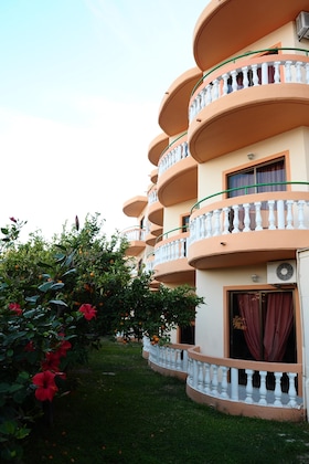 Gallery - Villa George