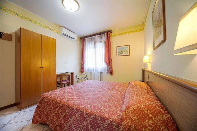 Gallery - Camelia Rooms Venice Guesthouse