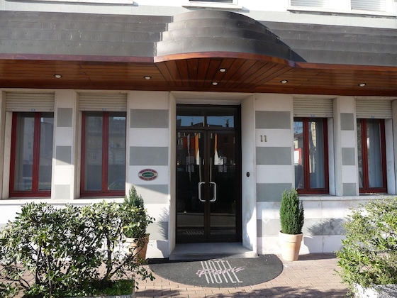 Gallery - Hotel Paris
