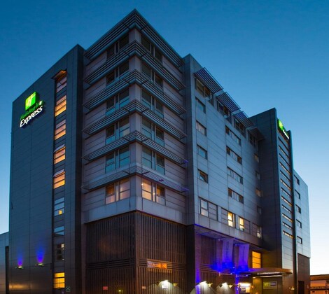 Gallery - Holiday Inn Express Swindon City Centre, An Ihg Hotel