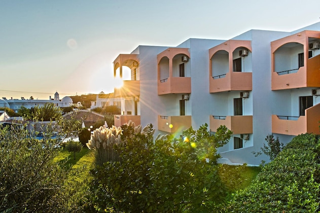 Gallery - Hercules Hotel