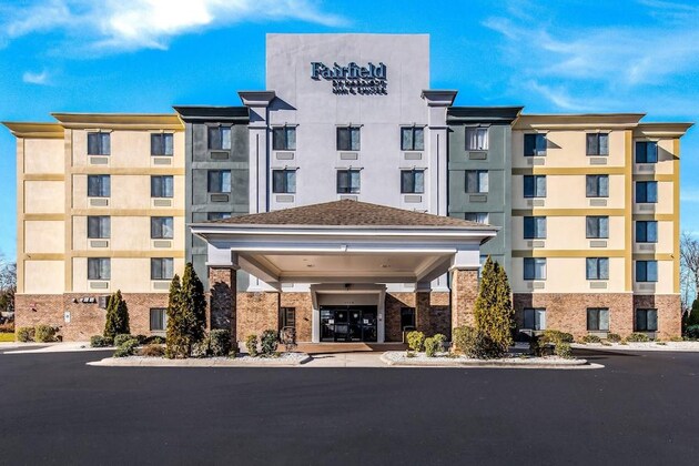 Gallery - Fairfield Inn & Suites By Marriott Greensboro Coliseum Area