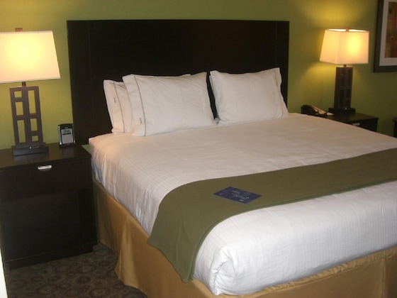 Gallery - Holiday Inn Express Mt. Juliet By Ihg