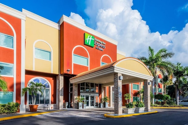 Gallery - Holiday Inn Express Hotel & Suites Bradenton West, An Ihg Hotel