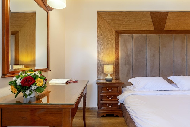 Gallery - Oasis Hotel Apartments