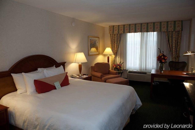 Gallery - Hilton Garden Inn San Mateo