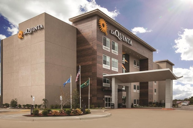 Gallery - La Quinta by Wyndham Dallas Lewisville