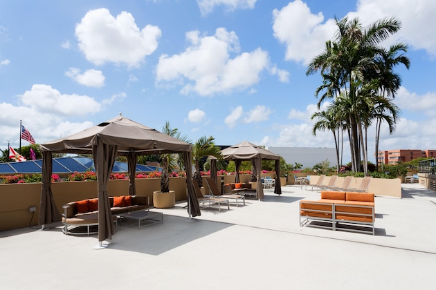 Gallery - Sonesta Miami Airport