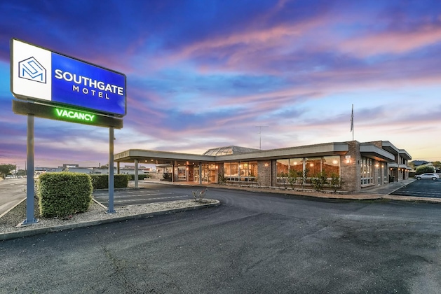 Gallery - Southgate Motel