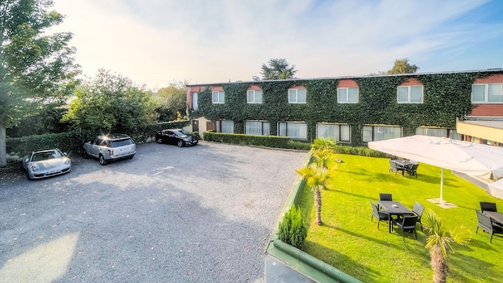 Gallery - Value Stay Menen