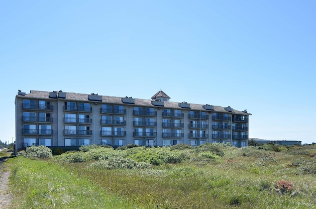 Gallery - Lighthouse Suites Inn
