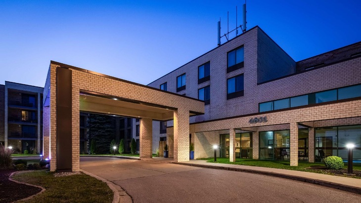 Gallery - Best Western East Towne Suites