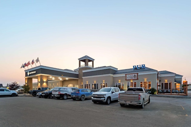Gallery - Best Western High Road Inn