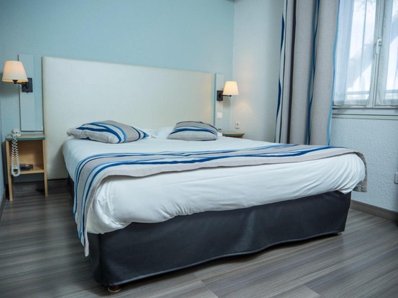 Gallery - Logis Hotel Uzes Pont Du Gard