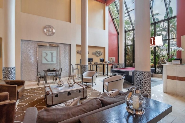 Gallery - Regency Miami Airport by Sonesta