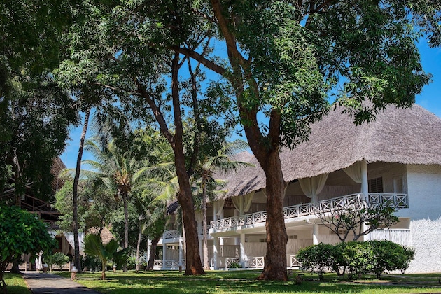 Gallery - Sandies Tropical Village