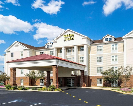 Gallery - Mainstay Suites