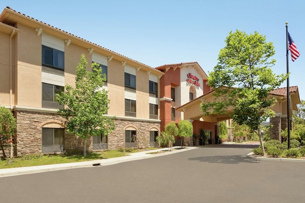 Gallery - Hampton Inn & Suites Thousand Oaks