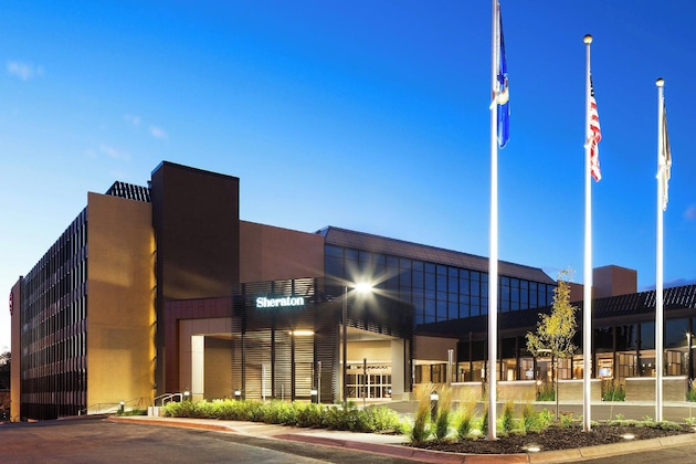 Gallery - Sheraton Bloomington Hotel