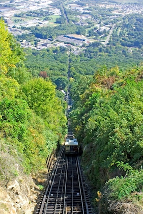 Gallery - Holiday Inn Express Hotel & Suites Chattanooga-Lookout Mtn By Ihg