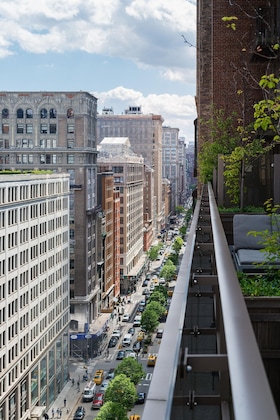 Gallery - Royalton Park Avenue