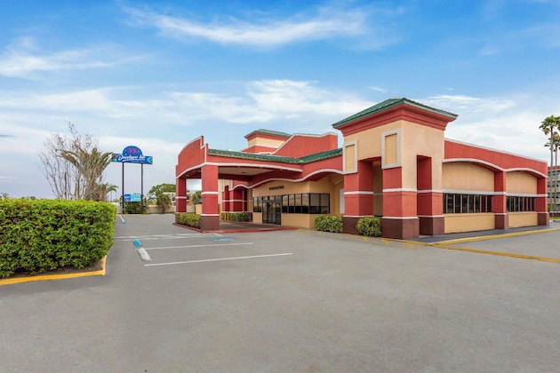 Gallery - Baymont by Wyndham Orlando North Millenia