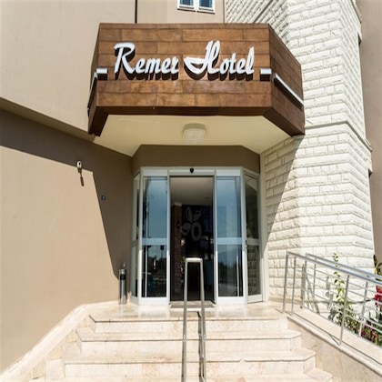 Gallery - Remer