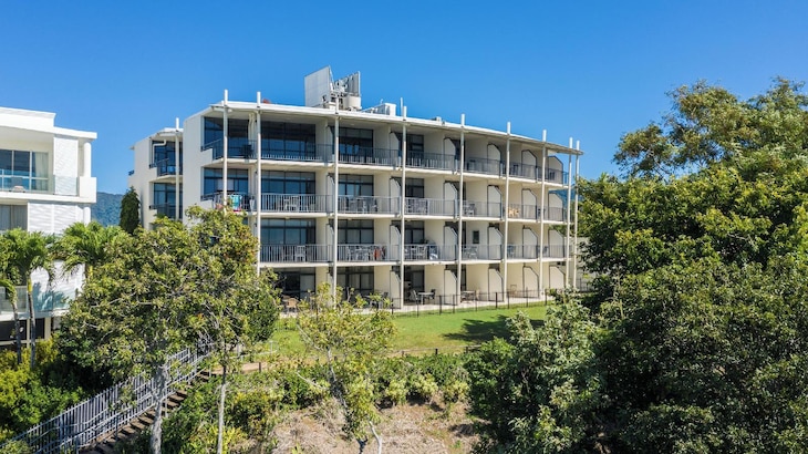 Gallery - Amaroo At Trinity