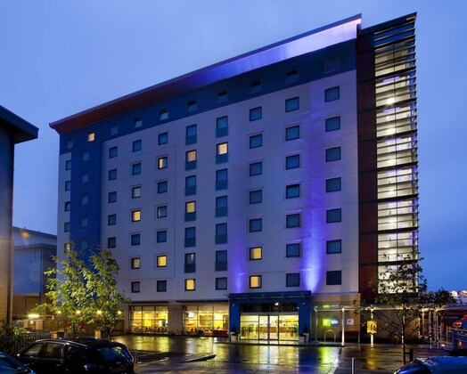 Gallery - Holiday Inn Express Slough, An Ihg Hotel