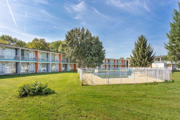 Gallery - Howard Johnson By Wyndham Harrisburg